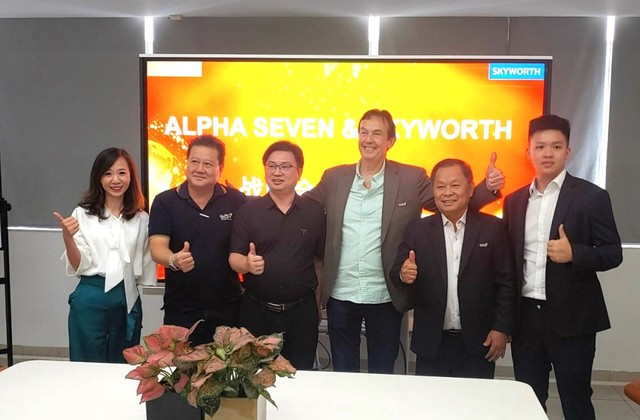 Alpha Seven và Skyworth cùng bức phá thành công trong tương gần.