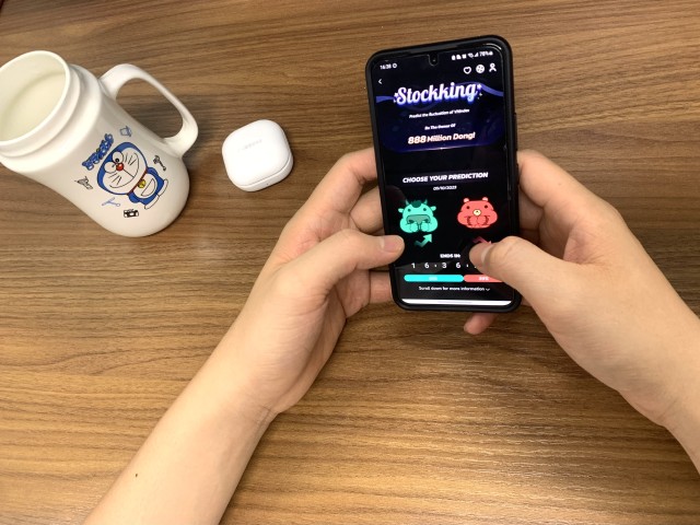 Để tham gia StockKing, người chơi chỉ cần lựa chọn xu hướng tăng - giảm của chỉ số VN-Index trên ứng dụng Finavi mỗi ngày.