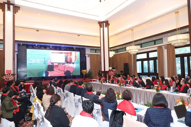 Tọa đàm “Thương mại hóa 5G xây dựng Kl99kl ưu đãi độc quyền số cho Việt Nam”.