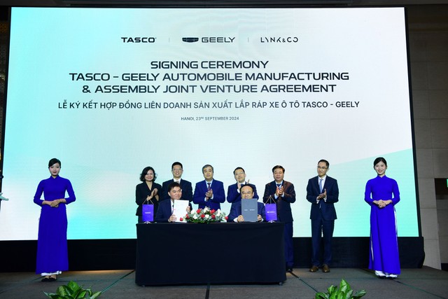 Đại diện Tasco và Geely ký kết hợp tác liên doanh Kl994 nhà cái bóng đá world cup lắp ráp xe Đại diện Tasco và Geely ký kết hợp tác liên doanh Kl994 nhà cái bóng đá world cup lắp ráp xe