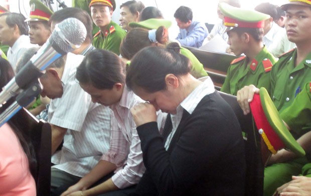 Hình ảnh ngày thứ 2 phiên tòa xử đại án tại Tây Nguyên ảnh 6