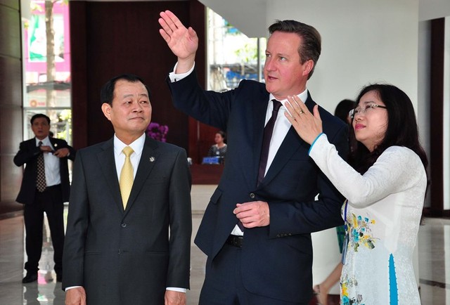 Hình ảnh Thủ tướng Anh David Cameron thăm HOSE ảnh 2 Hình ảnh Thủ tướng Anh David Cameron thăm HOSE ảnh 2