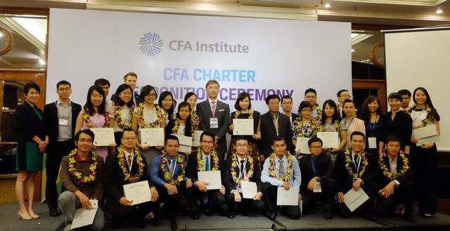 Đại học Ngoại thương TP. HCM chiến thắng cuộc thi Phân tích Kl99ok phiên bản mới của CFA tại Việt Nam ảnh 2