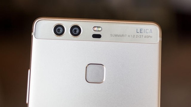 5 smartphone dùng camera kép đáng chú ý