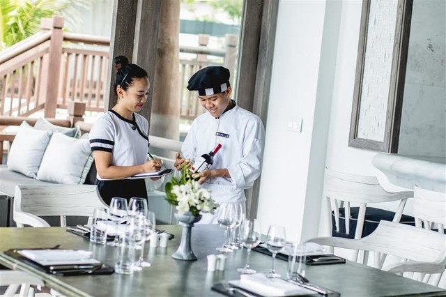 Việt Nam có khu nghỉ dưỡng lần thứ 3 liên tiếp được vinh danh sang trọng nhất thế giới  ảnh 7