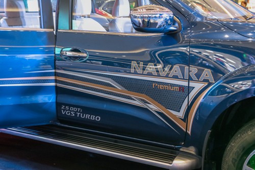 nissan-navara-ban-dac-biet-gia-tu-670-trieu-tai-viet-nam-page-2-2