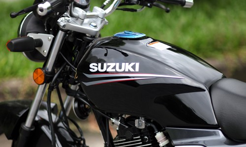 chi-tiet-suzuki-hj125-dau-tien-ve-viet-nam-7