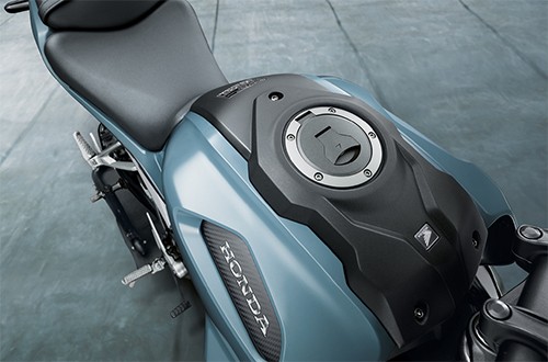 chi-tiet-honda-cb150r-the-he-moi-6