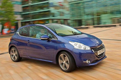 Peugeot 208.