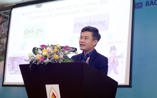 Ông Đỗ Thiên Anh Tuấn trình bày tham luận tại Hội thảo - Ảnh: Lê Toàn