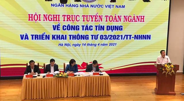 Ông Nguyễn Tuấn Anh, Vụ trưởng Vụ Tín dụng các ngành Kl992 cổng game cá cược (NHNN) phát biểu tại hội nghị.