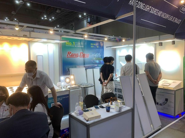 Rạng Đông tham gia hội chợ Quốc tế Int'l Light Convergence O2O LED &amp; OLED EXPO 2022 tổ chức tại Seoul, Hàn Quốc