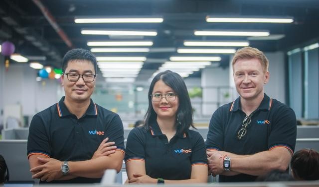 VUIHOC là một trong các startup dồn dập nhận được 2 triệu USD trong vòng gọi vốn gần nhất được dẫn dắt bởi BAce Capital, quỹ Kl99ok phiên bản mới được hậu thuẫn bởi Ant Group, cùng ba quỹ Kl99ok phiên bản mới khác bao gồm Vulpes Venture, DT&amp;Investment &amp; Colopl Next, và Nextrans mới đây.