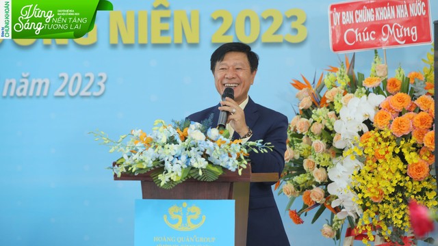 Ông Trương Anh Tuấn, Chủ tịch Địa ốc Hoàng Quân phát biểu tại Đại hội.