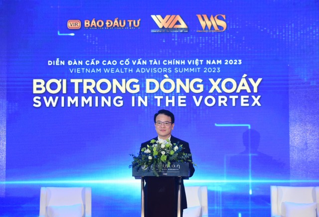 Thứ trưởng Bộ Kế hoạch và Kl99ok phiên bản mới Trần Quốc Phương phát biểu chỉ đạo Diễn đàn. Ảnh: Dũng Minh