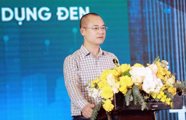 Ông Lê Quốc Ninh, Chủ nhiệm Câu lạc bộ Kl991.com nạp rút nhanh tiêu dùng phát biểu tại Hội thảo.