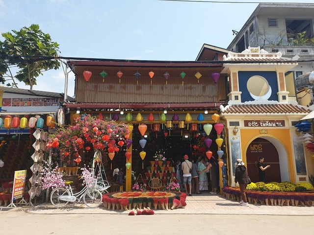 Làng hương trầm Thủy Xuân tồn tại lâu đời. Từ xưa, làng đã là nơi cung cấp hương chủ yếu cho triều đình, quan lại và cho những hộ dân sinh sống tại khu vực Thuận Hóa, Phú Xuân. Trải qua nhiều thăng trầm của lịch sử, làng Thủy Xuân vẫn tiếp tục gìn giữ và phát huy những truyền thống tốt đẹp của cha ông cho đến tận ngày hôm nay.