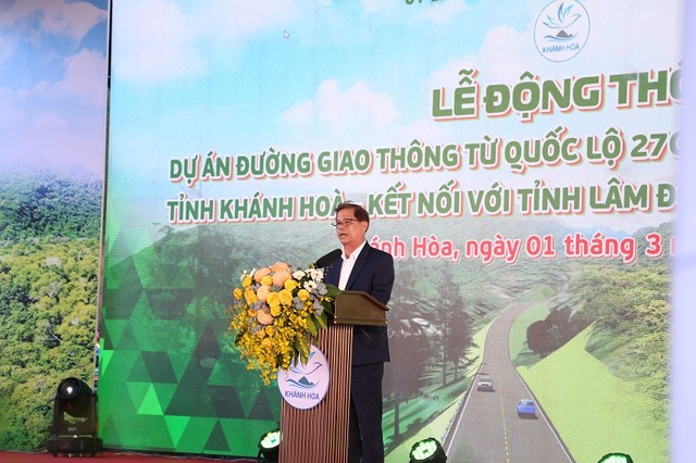 Chủ tịch UBND tỉnh Nguyễn Tấn Tuân phát biểu tại sự kiện. Ảnh: Nhiệt Băng