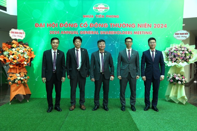 Các thành viên HĐQT Công ty cổ phần Nhựa Thiếu niên Tiền Phong