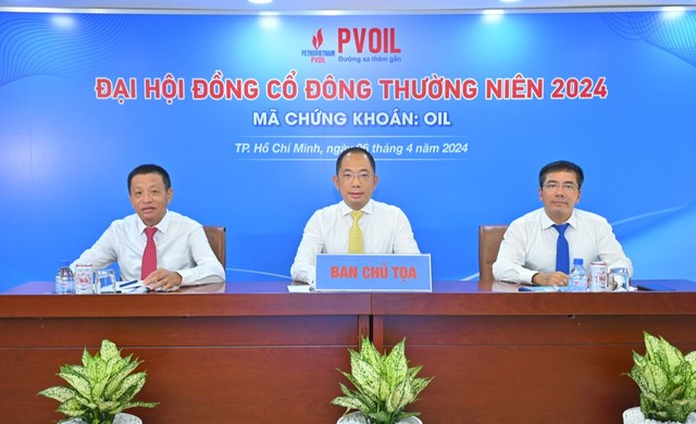Ban chủ tọa Đại hội Trang Chủ KL99Com Số 1 Link Đăng Ký KL999 PVOIL
