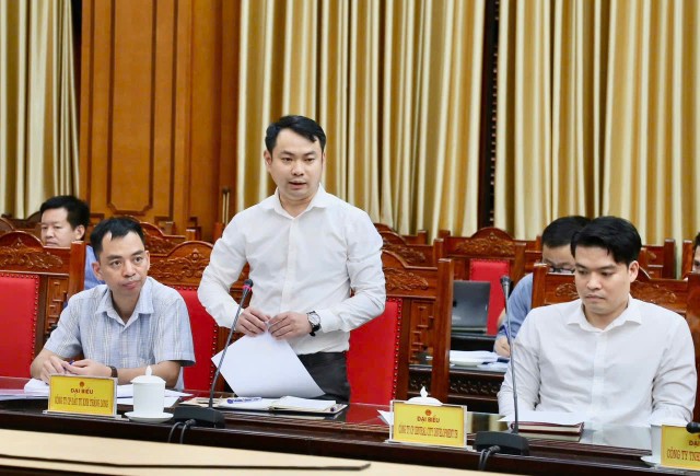 Ông Nguyễn Trường Thăng, Phó tổng giám đốc Dragongroup - chủ Kl99ok phiên bản mới dự án nhà ở Trang Chủ KL99Com Số 1 Link Đăng Ký KL999 phường Vũ Phúc phát biểu tại cuộc họp