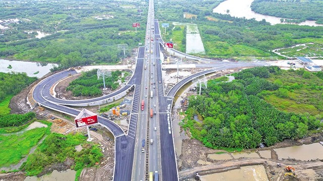TP.HCM đang có tiềm lực Kl992 cổng game cá cược mạnh mẽ chưa từng có để đua tranh với các vùng đô thị lớn trên thế giới. Ảnh: Lê Toàn