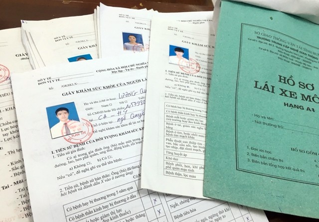 “Lò” làm giả giấy khám sức khỏe của ông chủ quán ăn ảnh 1