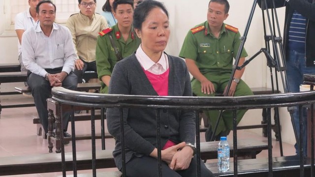 Bà Mai hầu tòa năm 2017 do "hô biến" 2 nền đất thuộc dự án Khu du lịch 79 Mùa Xuân (Vĩnh Phúc) sang 99Kl.app cổng game giải trí cá nhân.