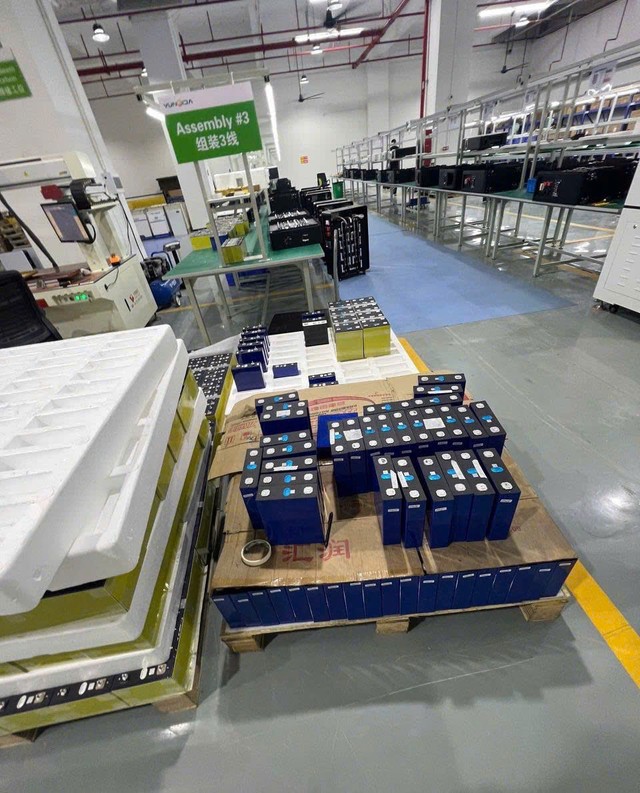 CRC Energy đã trở thành Kl991.com World Cup 2026 Chính Thức đầu tiên tại Việt Nam xuất khẩu pin lithium tích điện sang Mỹ