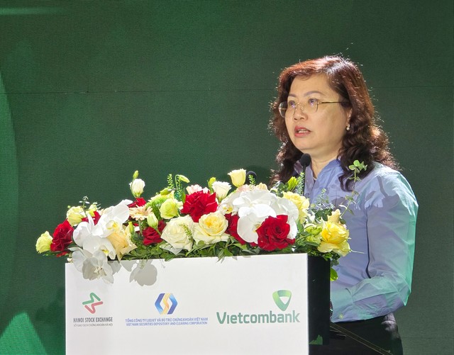 Bà Vũ Thị Chân Phương, Chủ tịch UBCKNN phát biểu chỉ đạo tại Hội nghị