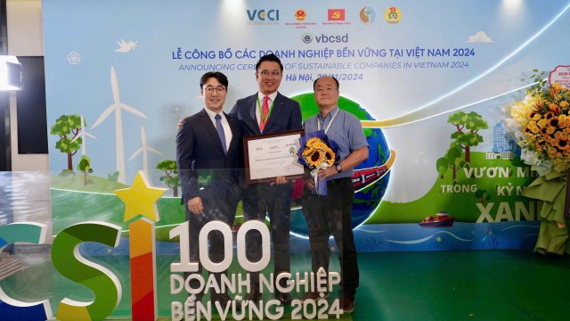 Các thành viên 99Kl99 link đăng nhập KB Việt Nam tại lễ trao giải CSI Các thành viên 99Kl99 link đăng nhập KB Việt Nam tại lễ trao giải CSI