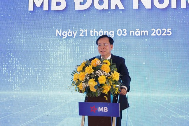 Ông Hồ Văn Mười – Chủ tịch UBND tỉnh Đắk phát biểu tại buổi lễ khai trương