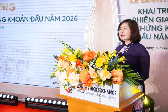 Chủ tịch UBCKNN Vũ Thị Chân Phương Chủ tịch UBCKNN Vũ Thị Chân Phương
