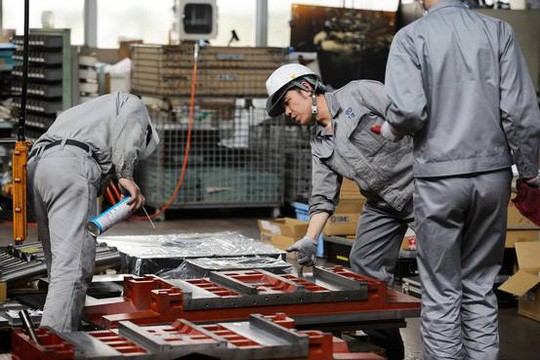 ADB nâng dự báo tăng trưởng châu Á lên 5,9%  ảnh 1