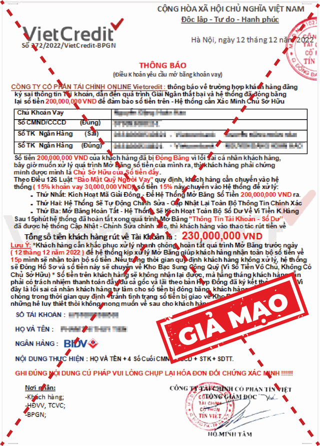 Để tạo niềm tin cho khách hàng, kẻ gian còn giả mạo các văn bản có con dấu, chữ ký của người có thẩm quyền tại VietCredit. Ảnh: VietCredit