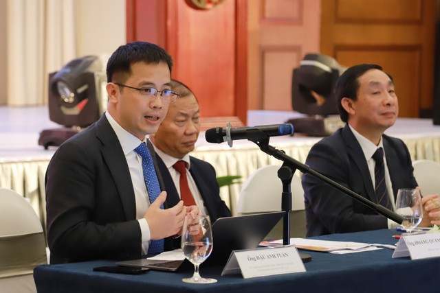 Ông Đậu Anh Tuấn, Phó Tổng thư ký VCCI, Trưởng Ban Pháp chế phát biểu tại Hội nghị