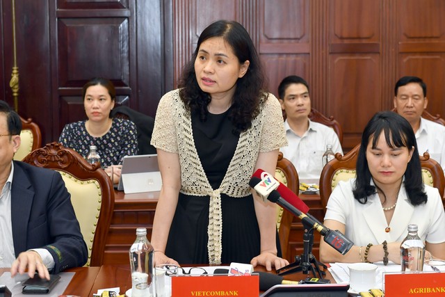 Bà Đinh Thị Thái, Phó tổng giám đốc Vietcombank