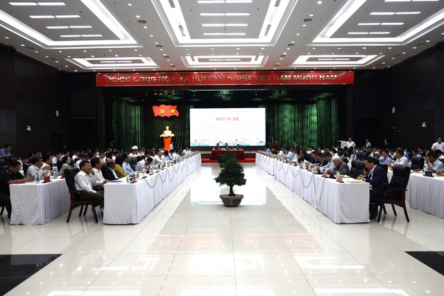 Toàn cảnh Hội nghị