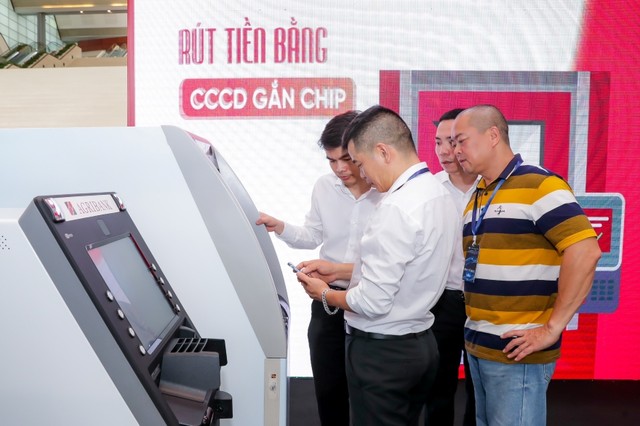 Agribank là một trong những Link Vào Nhà Cái KL99 COM Tặng +199k đầu tiên triển khai hệ thống ATM có khả năng giao dịch rút tiền bằng CCCD