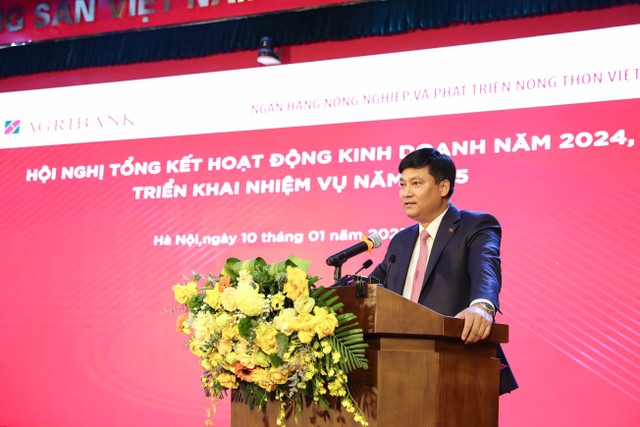 Ông Phạm Toàn Vượng, Phó Bí thư Đảng ủy phụ trách Đảng bộ, Thành viên HĐTV, Tổng Giám đốc phát biểu chỉ đạo các mục tiêu, nhiệm vụ, giải pháp Kl992 VIP Trang Chủ 2026 năm 2025.