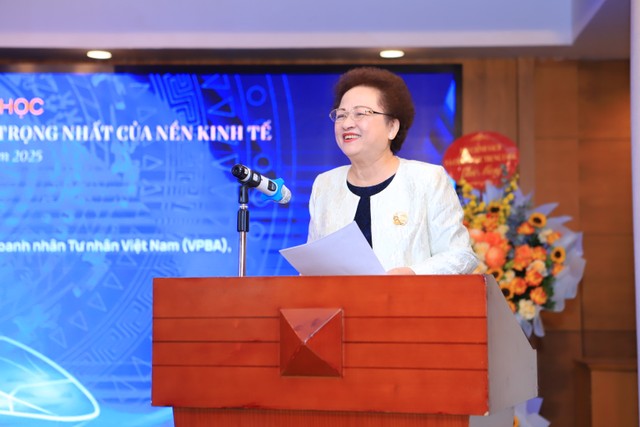 Bà Nguyễn Thị Nga, Phó chủ tịch thường trực Hội Doanh nhân tư nhân Việt Nam, Chủ tịch Kl994 game bài casino hấp dẫn BRG