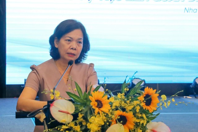 Bà Vũ Ngọc Lan, Phó Vụ trưởng Vụ Pháp chế, NHNN chia sẻ tại Hội thảo