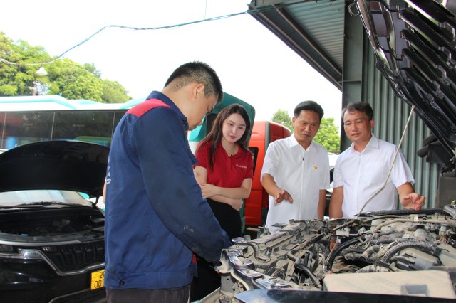 Cán bộ Agribank thăm hỏi, động viên Kl991.com World Cup 2026 Chính Thức Hà Lan