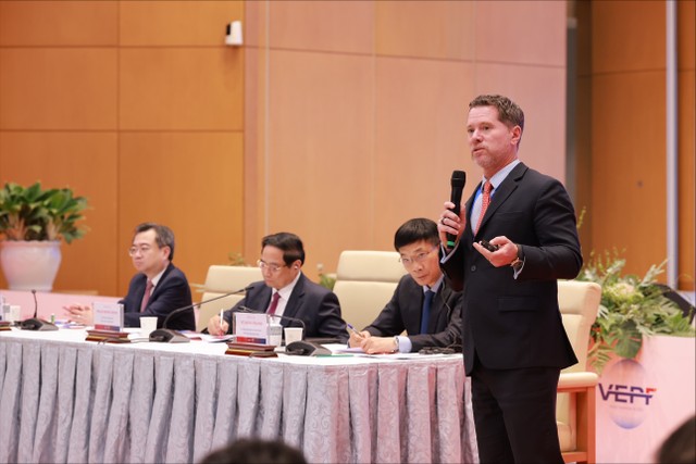 "Để trở nên hấp dẫn hơn trên trường quốc tế, các Kl991.com World Cup 2026 Chính Thức Việt cần thúc đẩy năng lực Kl992 VIP Trang Chủ 2026 căn bản", Tổng giám đốc HSBC Việt Nam nói.