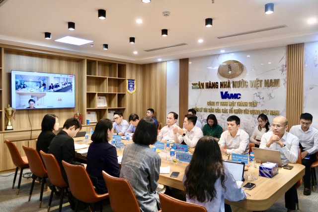 Đối tác KAMCO tham gia Toạ đàm thông qua hình thức trực tuyến