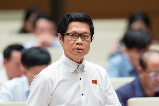 Đại biểu Vũ Tiến Lộc (đoàn Hà Nội)