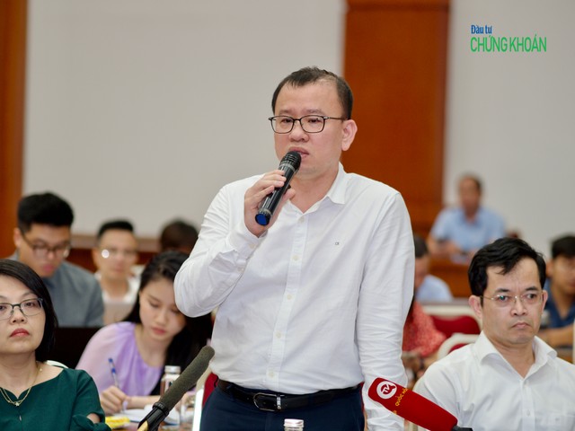 Ông Nguyễn Hoàng Dương, Phó Vụ trưởng Vụ Kl991.com nạp rút nhanh các Link Vào Nhà Cái KL99 COM Tặng +199k và Tổ chức Kl991.com nạp rút nhanh (Bộ Kl991.com nạp rút nhanh) trả lời tại Họp báo chiều 16/6 (Ảnh: M.M)