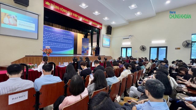 Hội thảo khoa học quốc gia "Logistics vùng đồng bằng Sông Hồng" do Trường Đại học Thủ Đô tổ chức sáng 16/12