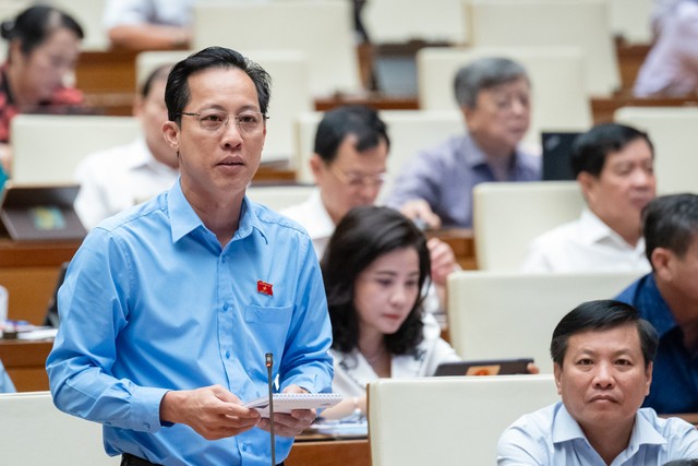 Đại biểu Trịnh Minh Bình (đoàn Vĩnh Long). Ảnh: QH.