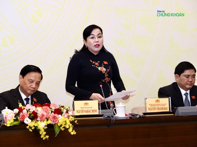 Bà Nguyễn Thanh Hải, Trưởng Ban Công tác đại biểu của Quốc hội thông tin về nội dung nhân sự của Kỳ họp.